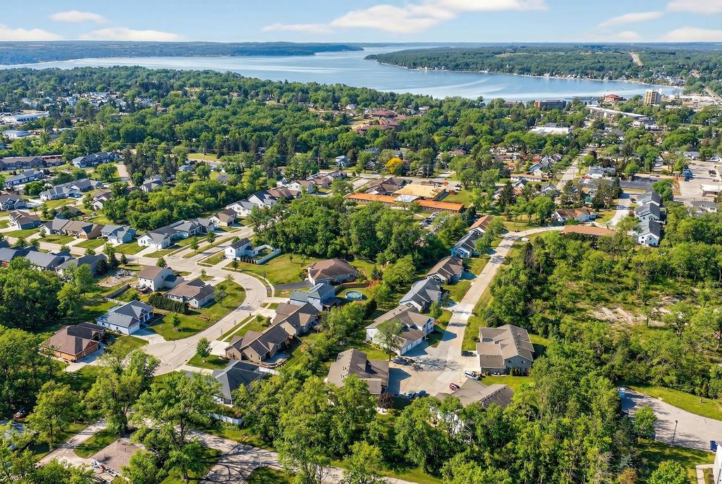 Photo of 129 S Curtis STREET #1121, Lake Geneva, WI 53147 (MLS # 1951617)