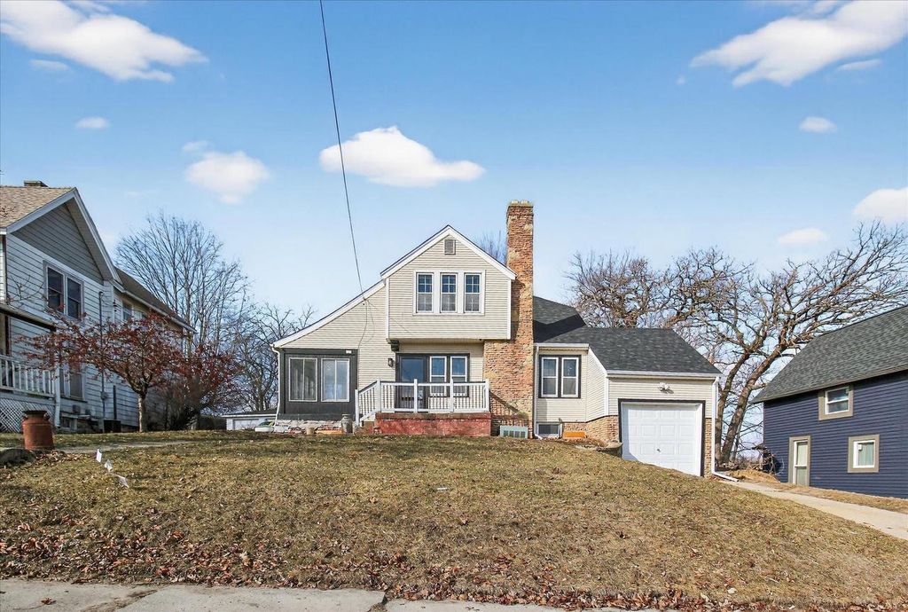 Photo of 117 S Main STREET, Monticello, WI 53570 (MLS # 2017135)