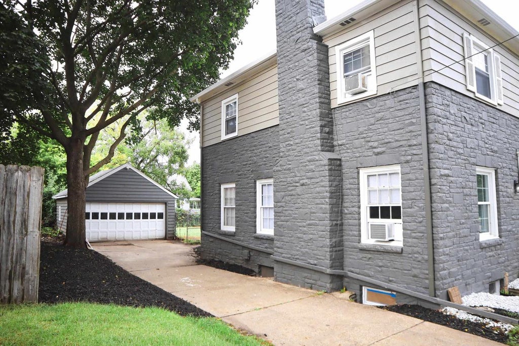 Photo of 1509 St Lawrence AVENUE, Beloit, WI 53511 (MLS # 2033202)