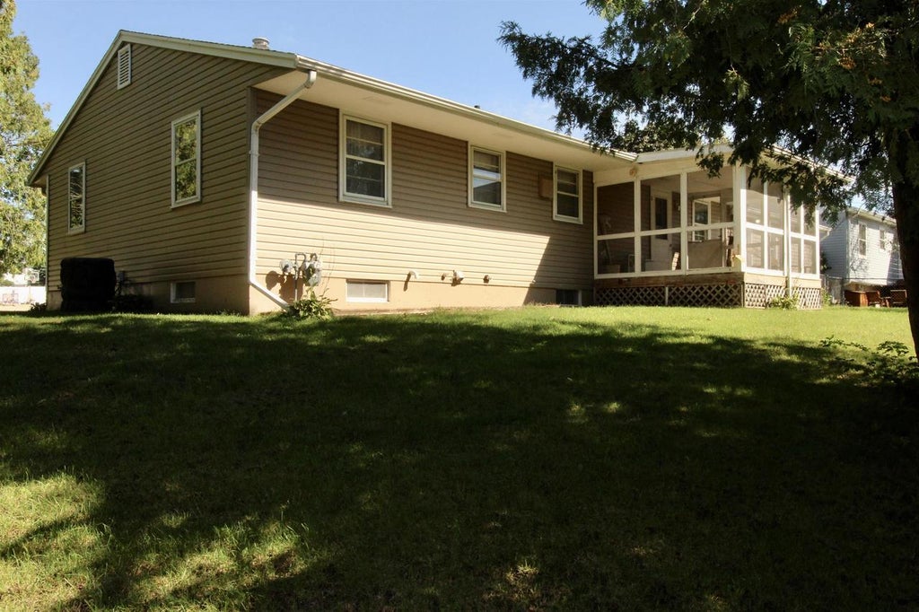 Photo of 2288 Staborn DRIVE, Beloit, WI 53511 (MLS # 2033415)