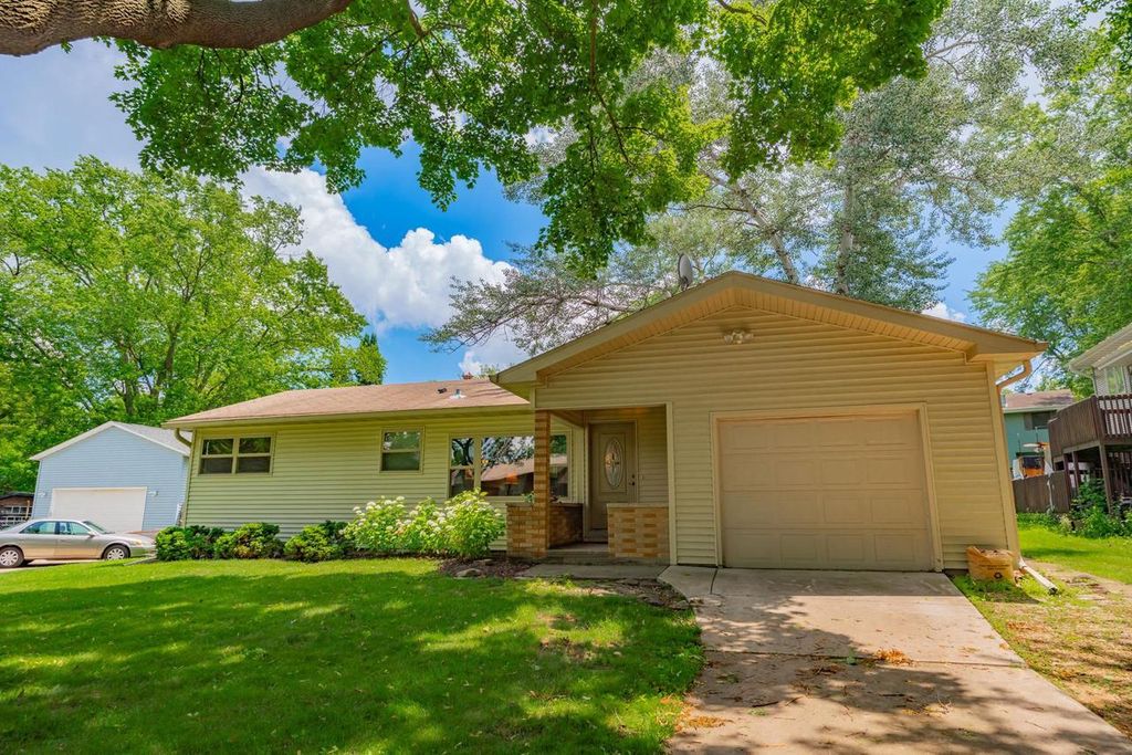 Photo of 3505 Portage ROAD, Madison, WI 53704 (MLS # 2010302)