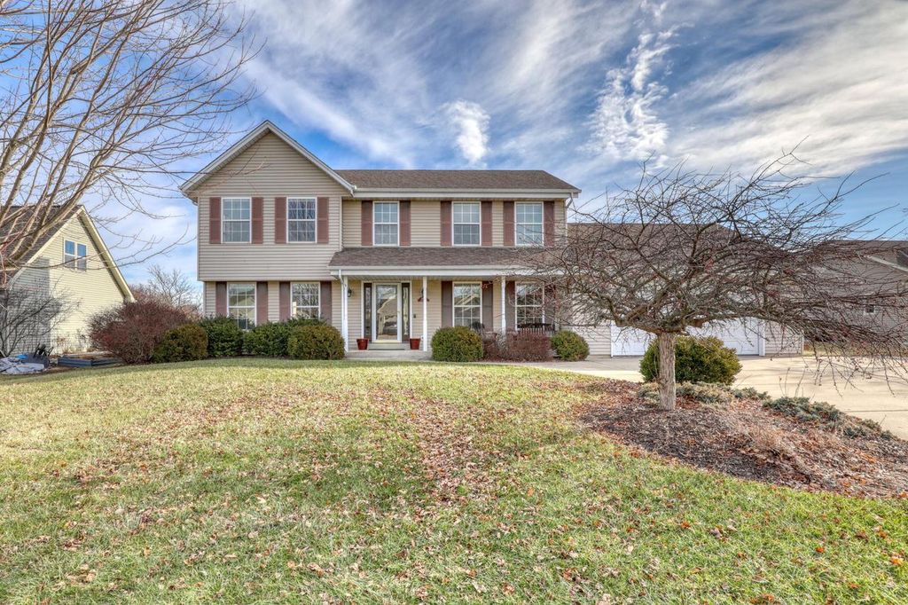 Photo of 5443 Heidi DRIVE, Racine, WI 53402 (MLS # 1947246)