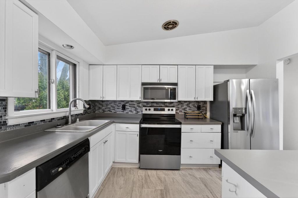 Photo of 4422 Glenway STREET, Wauwatosa, WI 53225 (MLS # 1957272)