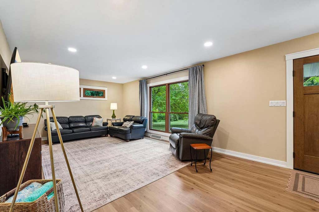 Photo of 1389 Glenbrook DRIVE, Cedarburg, WI 53012 (MLS # 1974441)