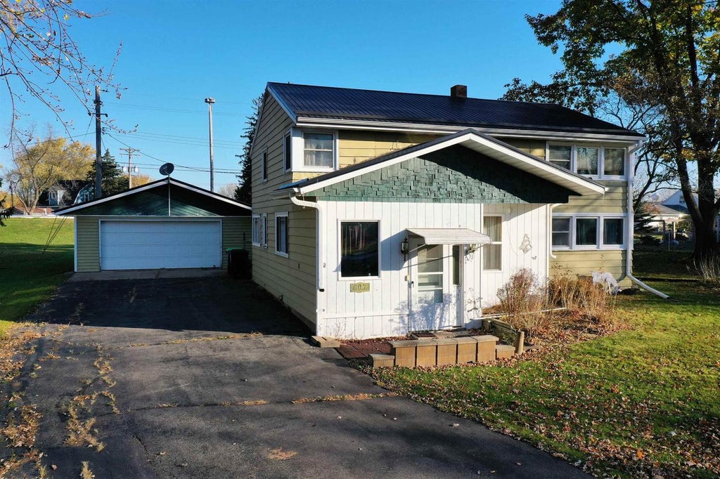 Photo of 607 W North STREET, Owen, WI 54460 (MLS # 22605270)