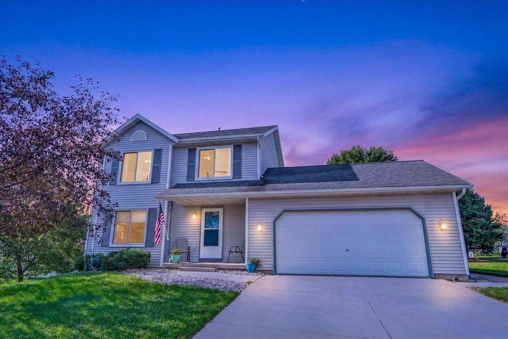 Photo of 2141 Blue Heron COURT, Stoughton, WI 53589 (MLS # 2029581)