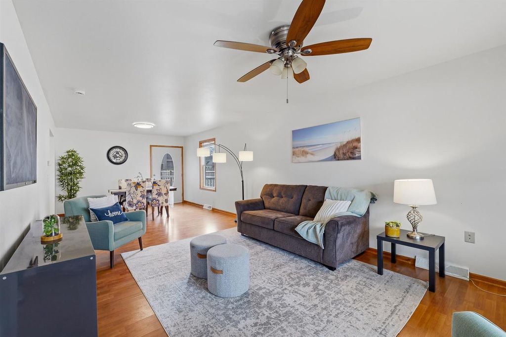 Photo of 204 N Park AVENUE, Fond Du Lac, WI 54935 (MLS # 50323100)