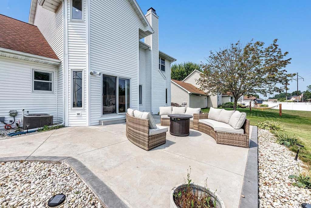 Photo of 3174 Atlantis DRIVE, Green Bay, WI 54313 (MLS # 50331023)