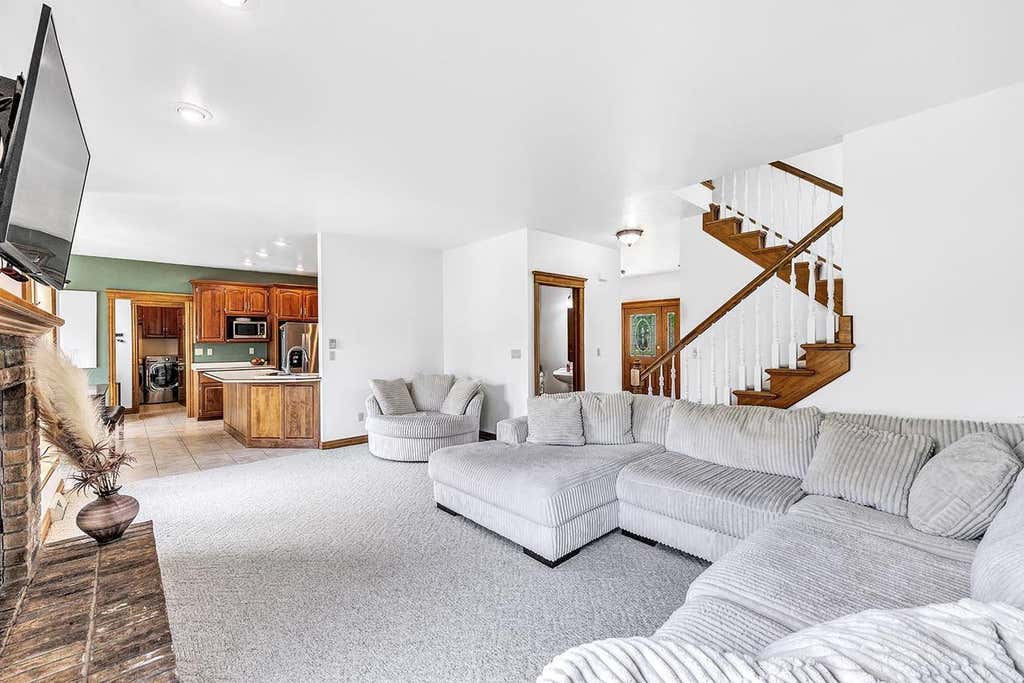 Photo of 3174 Atlantis DRIVE, Green Bay, WI 54313 (MLS # 50331023)