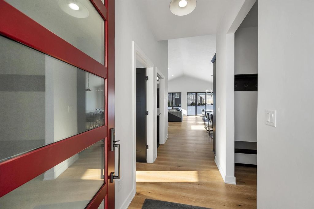 Photo of 396 Aldon CIRCLE, Green Bay, WI 54304 (MLS # 50322110)