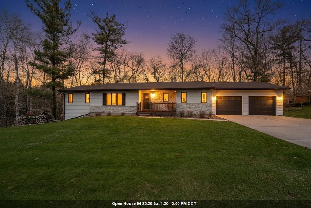 Photo of 371 Wesley AVENUE, Green Bay, WI 54302 (MLS # 50324098)