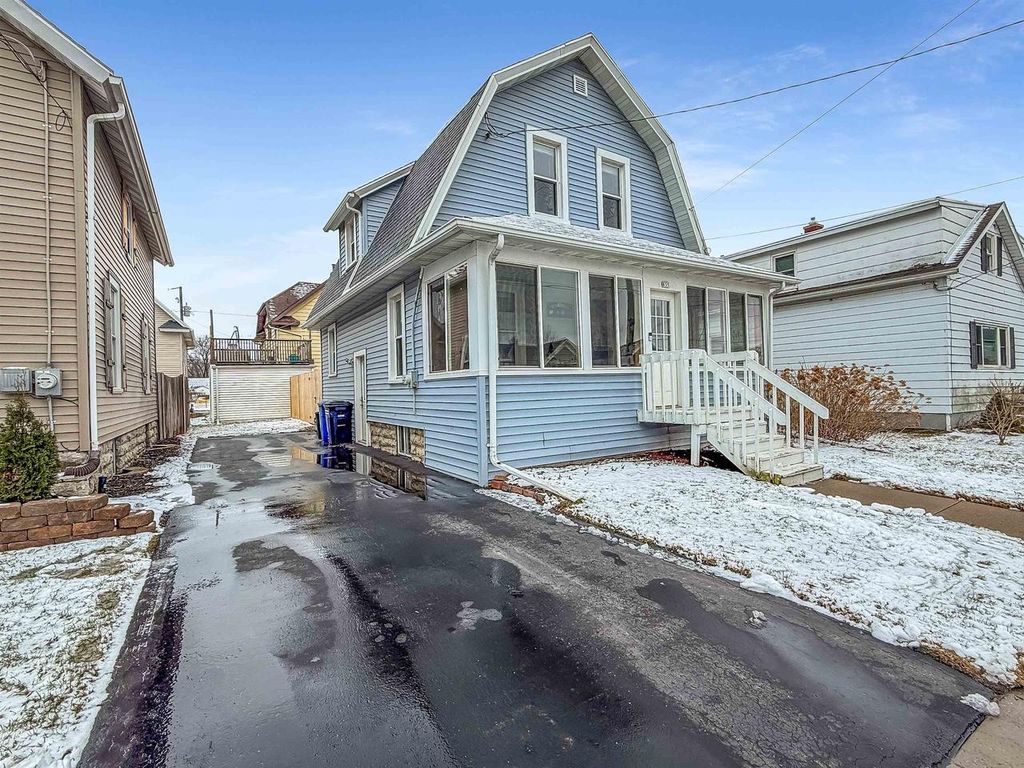 Photo of 835 Winnebago AVENUE, Oshkosh, WI 54901 (MLS # 50321724)