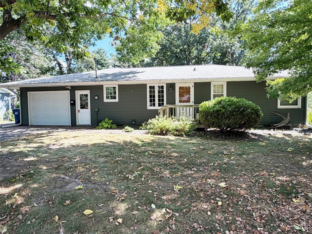 Photo of 1105 Bayview AVENUE, Rice Lake, WI 54868 (MLS # 1604289)