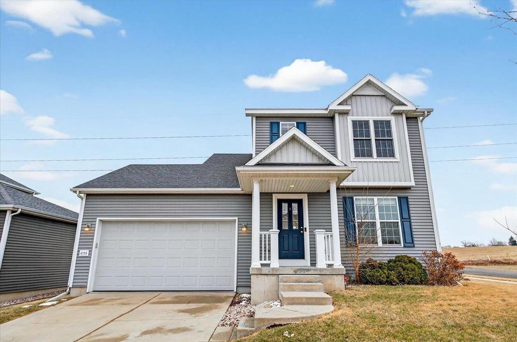 Photo of 4735 Catalina PARKWAY, Mcfarland, WI 53558 (MLS # 2017241)