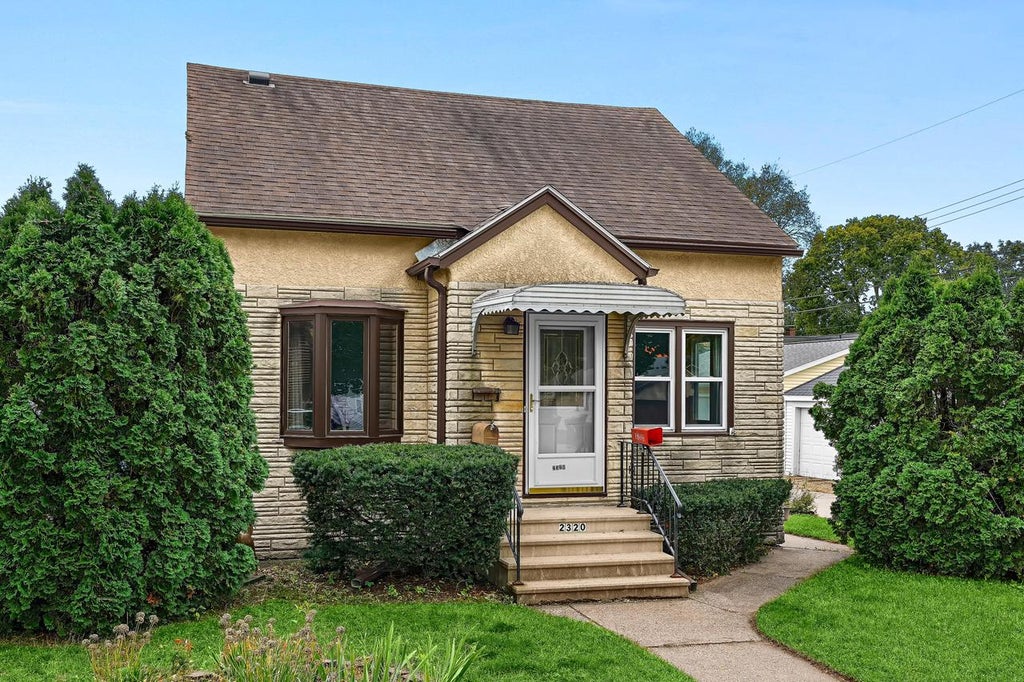 Photo of 2320 Madison STREET, La Crosse, WI 54601 (MLS # 1982895)