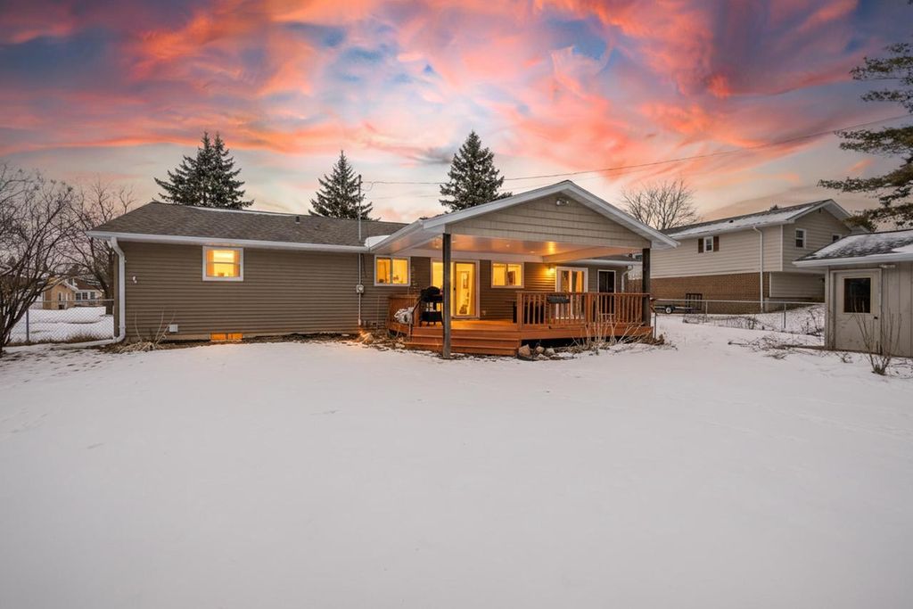 Photo of 1623 Louisiana PLACE, Sturgeon Bay, WI 54235 (MLS # 50320996)