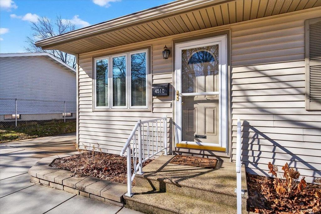 Photo of 4510 Elgar LANE, Madison, WI 53704 (MLS # 2016826)