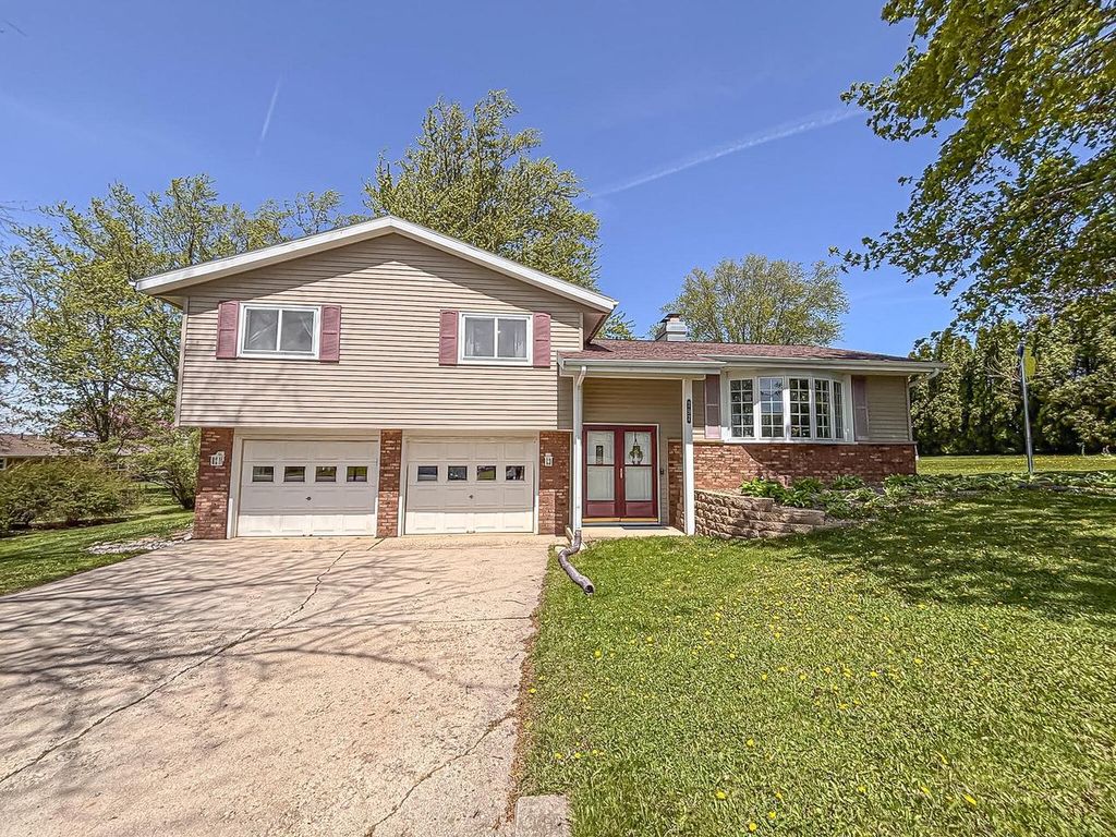 Photo of 797 Circle DRIVE, Hustisford, WI 53034 (MLS # 1961158)