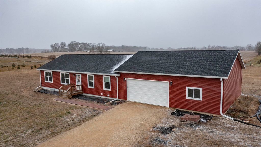 Photo of N3377 Flynn DRIVE, Montello, WI 53949 (MLS # 50318740)