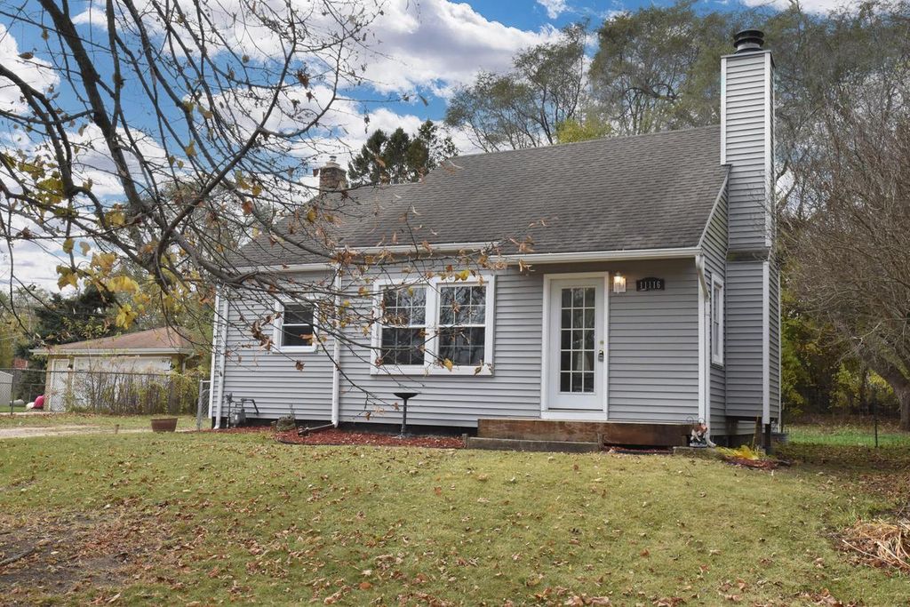 Photo of 11116 11th AVENUE, Pleasant Prairie, WI 53158 (MLS # 1941854)