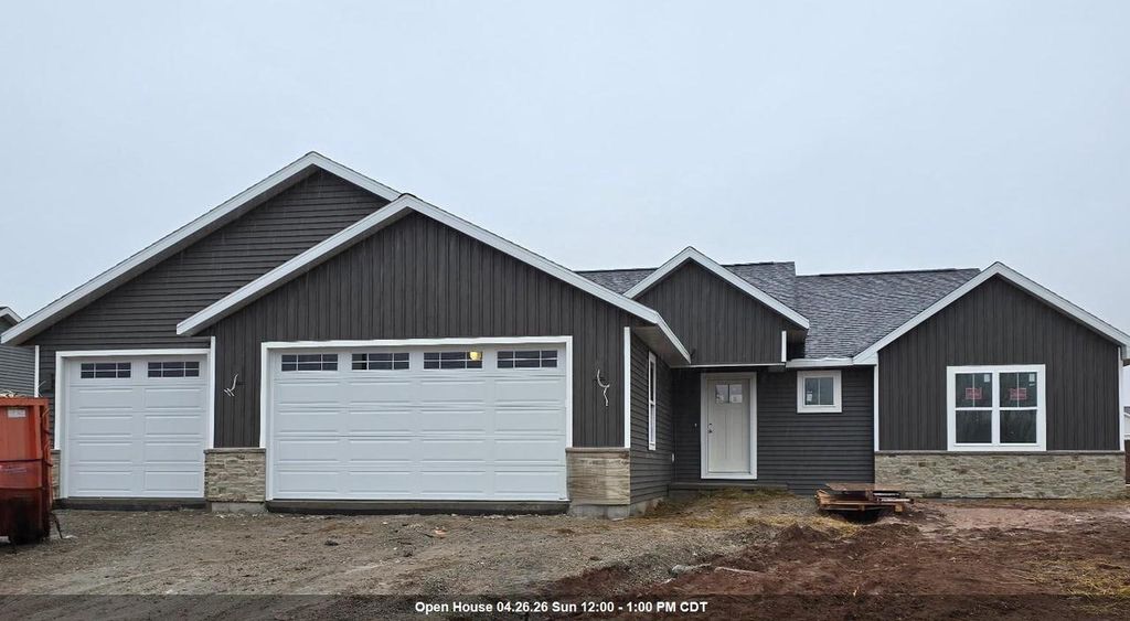 Photo of 1765 Loyal DRIVE, Neenah, WI 54956 (MLS # 50321928)