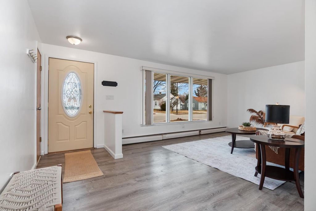 Photo of 1840 Basten STREET, Green Bay, WI 54302 (MLS # 50322179)