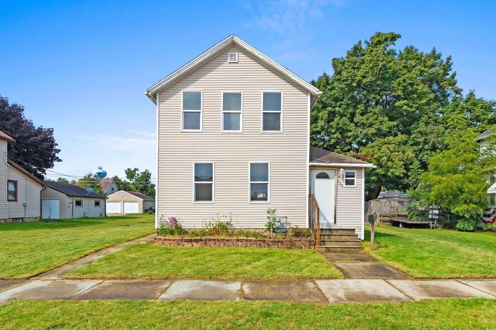 Photo of 232 N Main STREET, Kimberly, WI 54136 (MLS # 50314938)