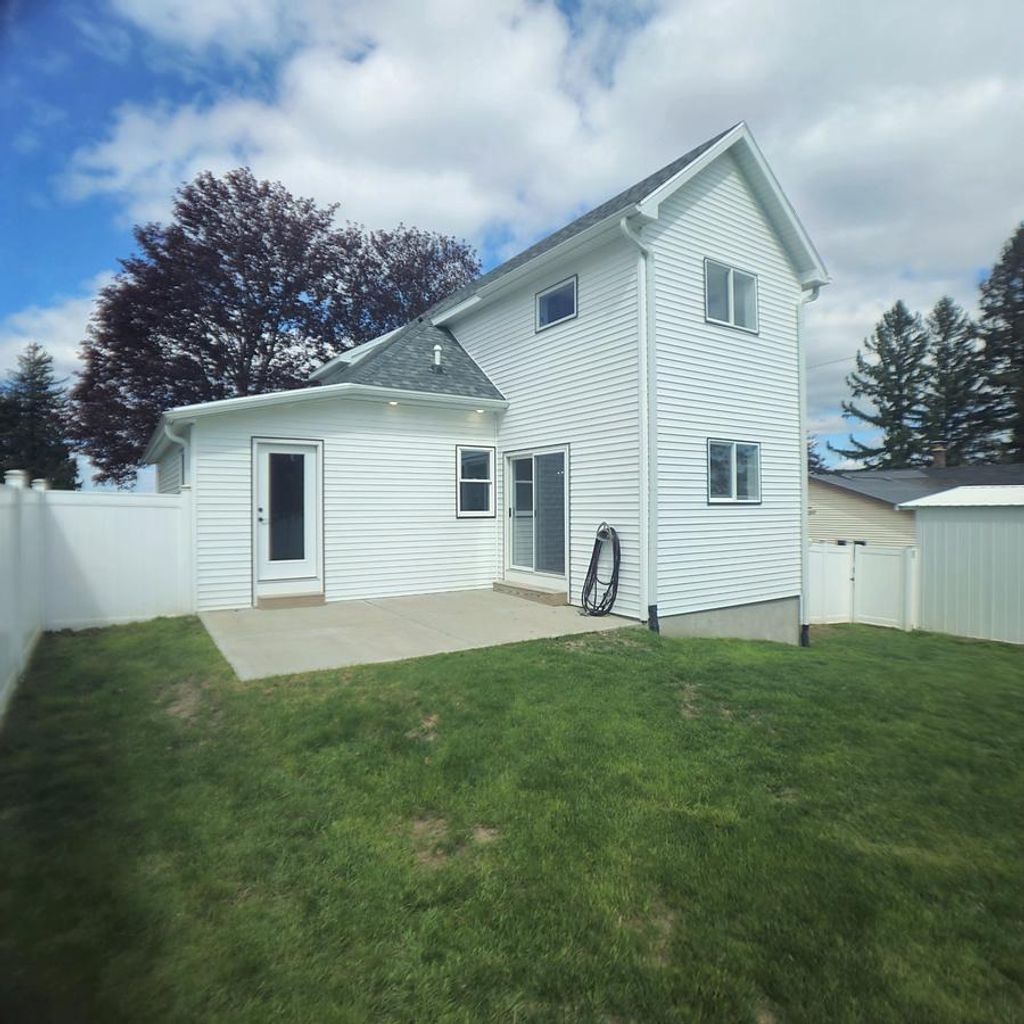 Photo of 750 Main STREET, Highland, WI 53543 (MLS # 2023778)