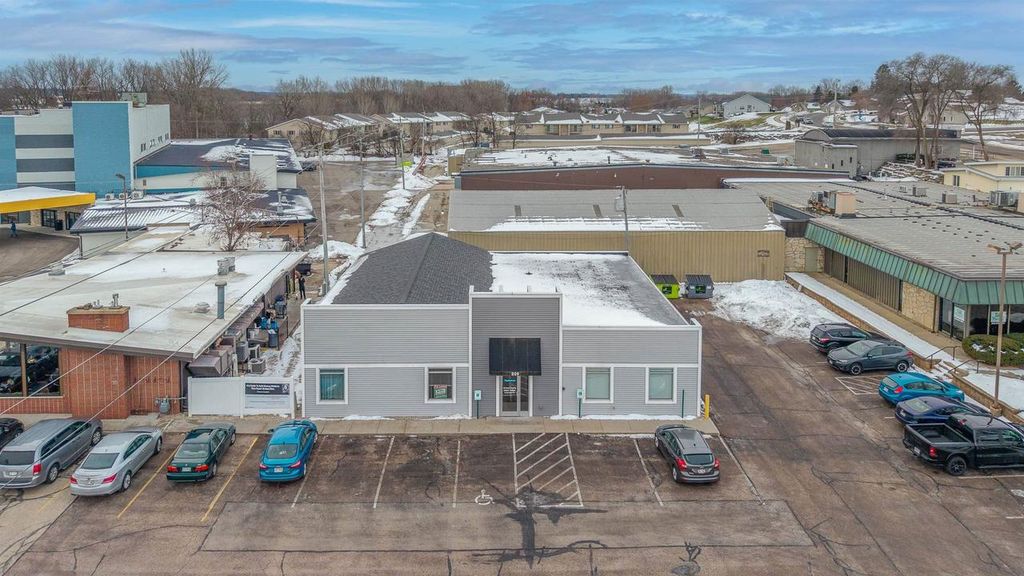 Photo of 809 Park AVENUE #1, Beaver Dam, WI 53916 (MLS # 2014721)