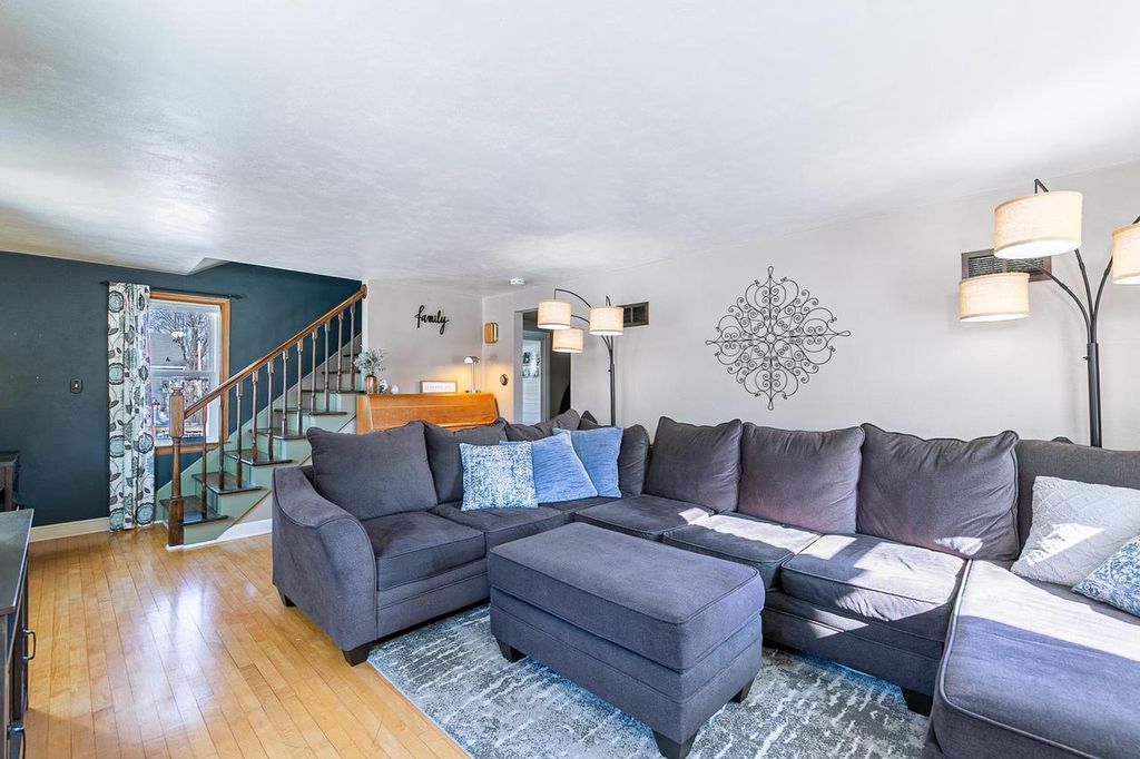 Photo of 908 Eighth STREET, Menasha, WI 54952 (MLS # 50321021)