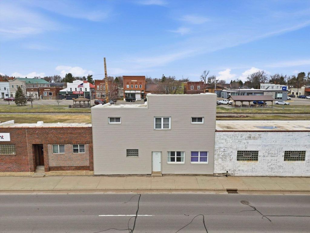 Photo of 105 S Division STREET, Colby, WI 54421 (MLS # 22601437)