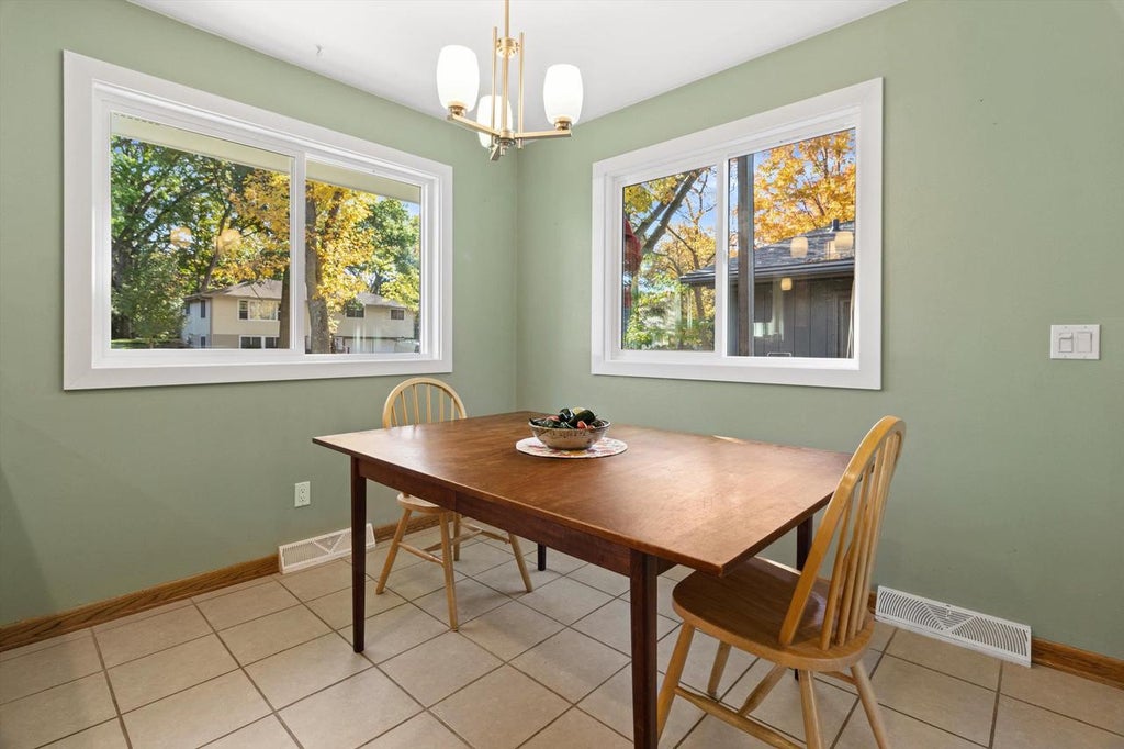 Photo of 4946 Goldfinch DRIVE, Madison, WI 53714 (MLS # 2033829)