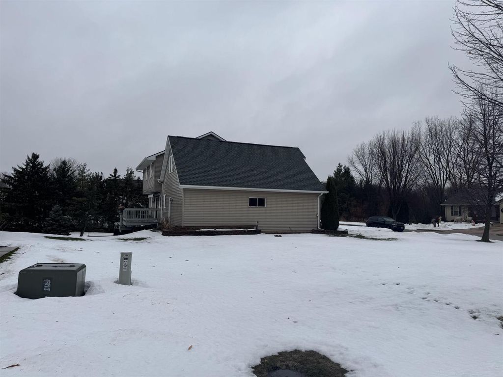 Photo of 2340 Talladega Speedway DRIVE, De Pere, WI 54115 (MLS # 50319295)