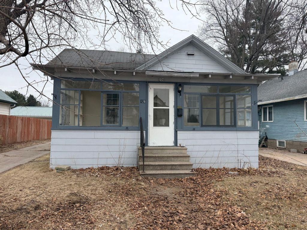 Photo of 126 8th STREET, Clintonville, WI 54929 (MLS # 50319723)