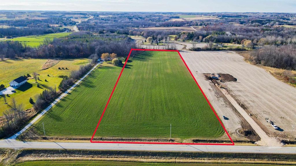Photo of Century ROAD, Manitowoc, WI 54220 (MLS # 50318594)