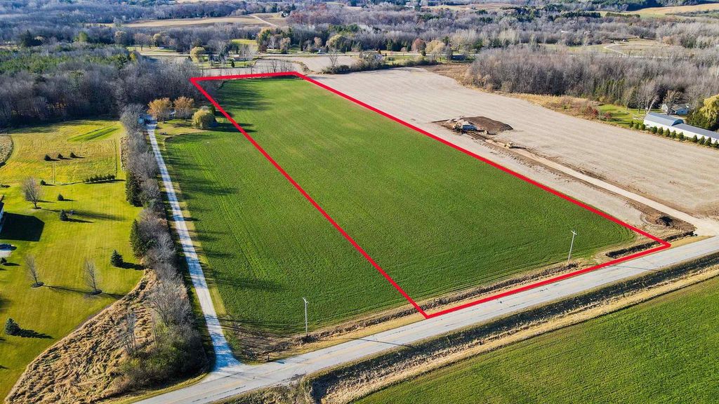 Photo of Century ROAD, Manitowoc, WI 54220 (MLS # 50318594)