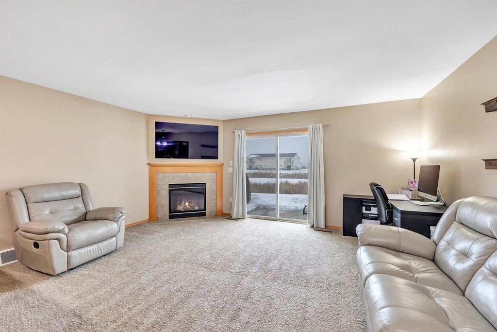 Photo of 2167 Trailside LANE, De Pere, WI 54115 (MLS # 50319676)