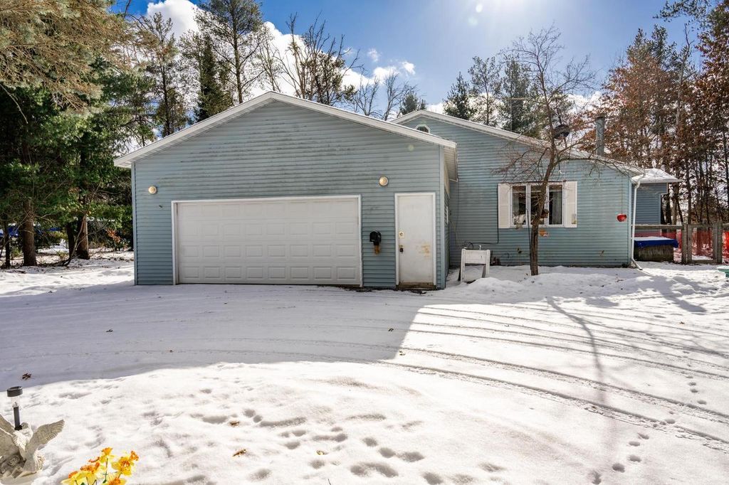 Photo of W5633 Deer Park DRIVE, New Lisbon, WI 53950 (MLS # 2016095)