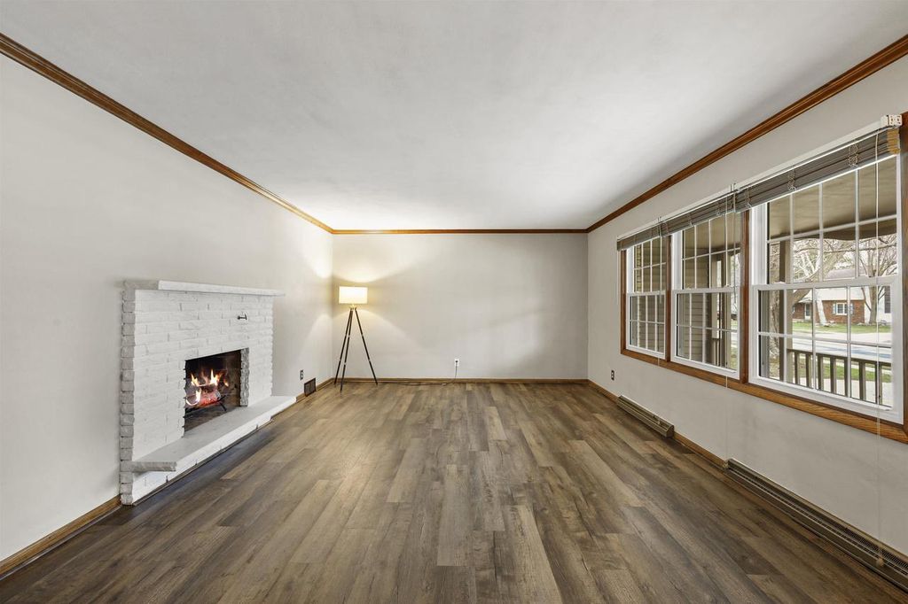 Photo of 120 Walmar DRIVE, Sun Prairie, WI 53590 (MLS # 2018940)