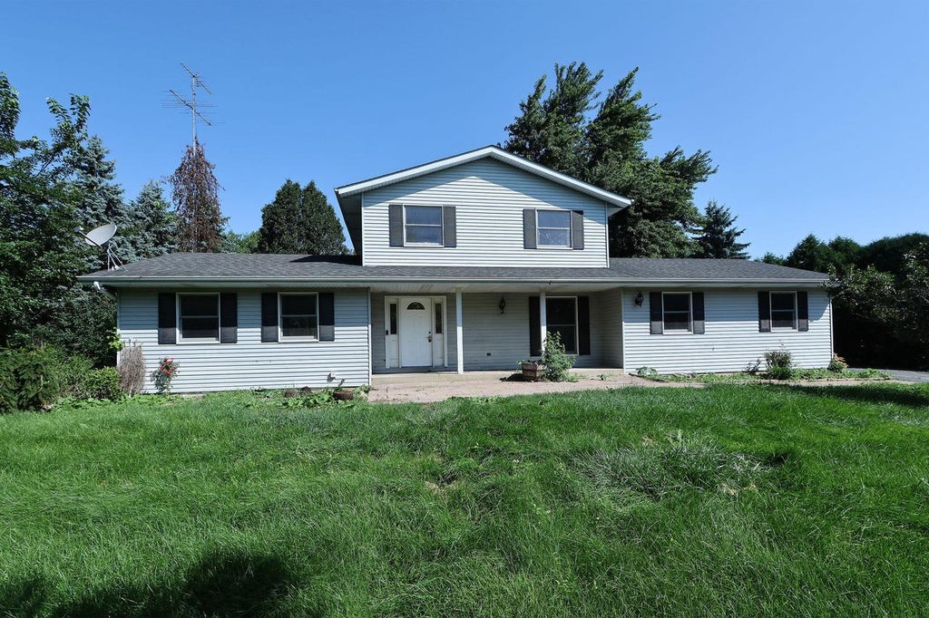 Photo of 4600 Springbrook ROAD, Pleasant Prairie, WI 53158 (MLS # 1976687)