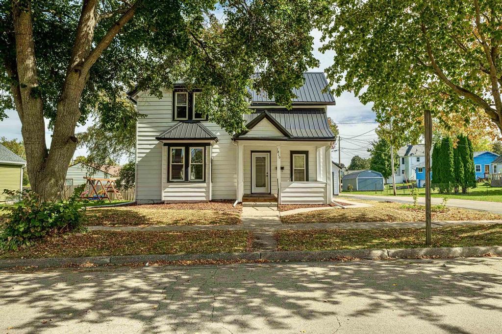 Photo of 1810 15th AVENUE, Monroe, WI 53566 (MLS # 2009968)