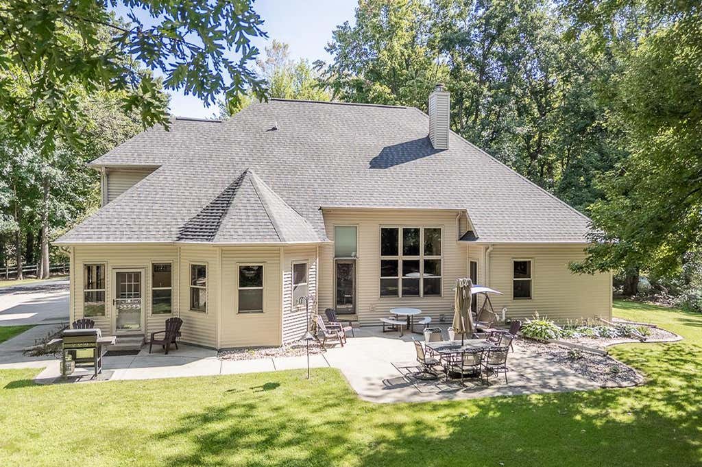 Photo of N3839 Woodfield LANE, New London, WI 54961 (MLS # 50331639)