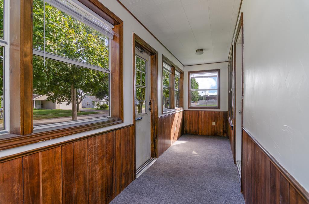 Photo of 408 Oak STREET, Green Bay, WI 54304 (MLS # 50332038)