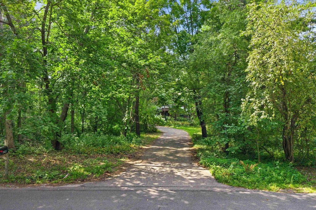 Photo of 2421 Rainbow DRIVE, Plover, WI 54467 (MLS # 22604395)