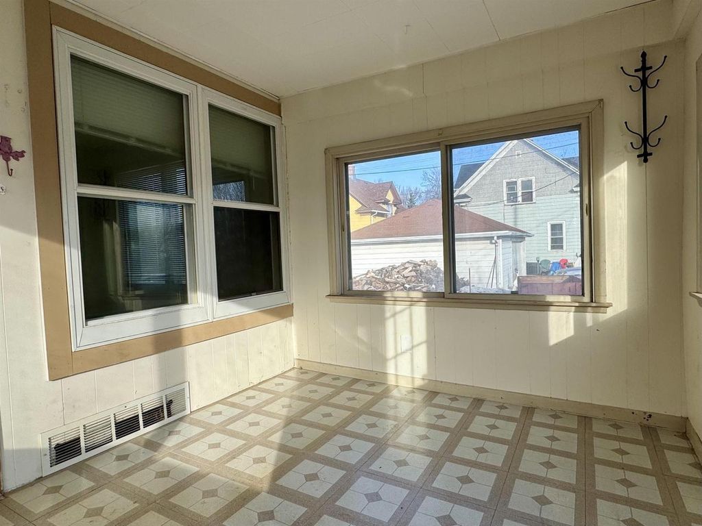 Photo of 411 Union STREET, Neenah, WI 54956 (MLS # 50323758)