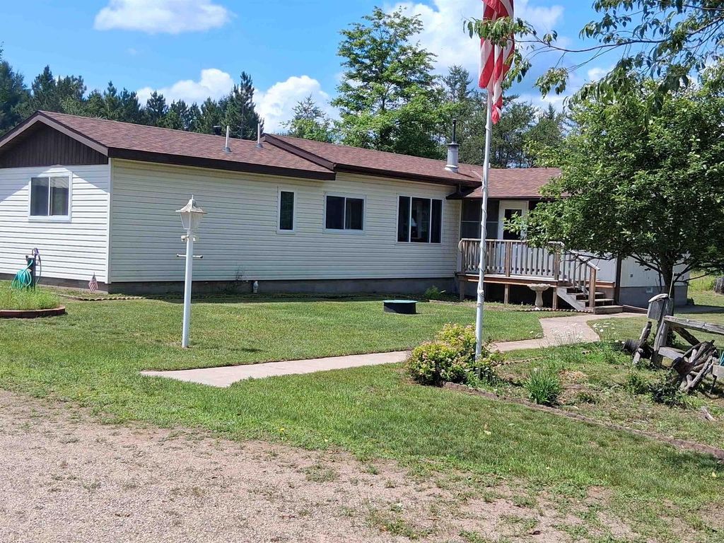 Photo of N13841 Mathis ROAD, Athelstane, WI 54104 (MLS # 50328550)