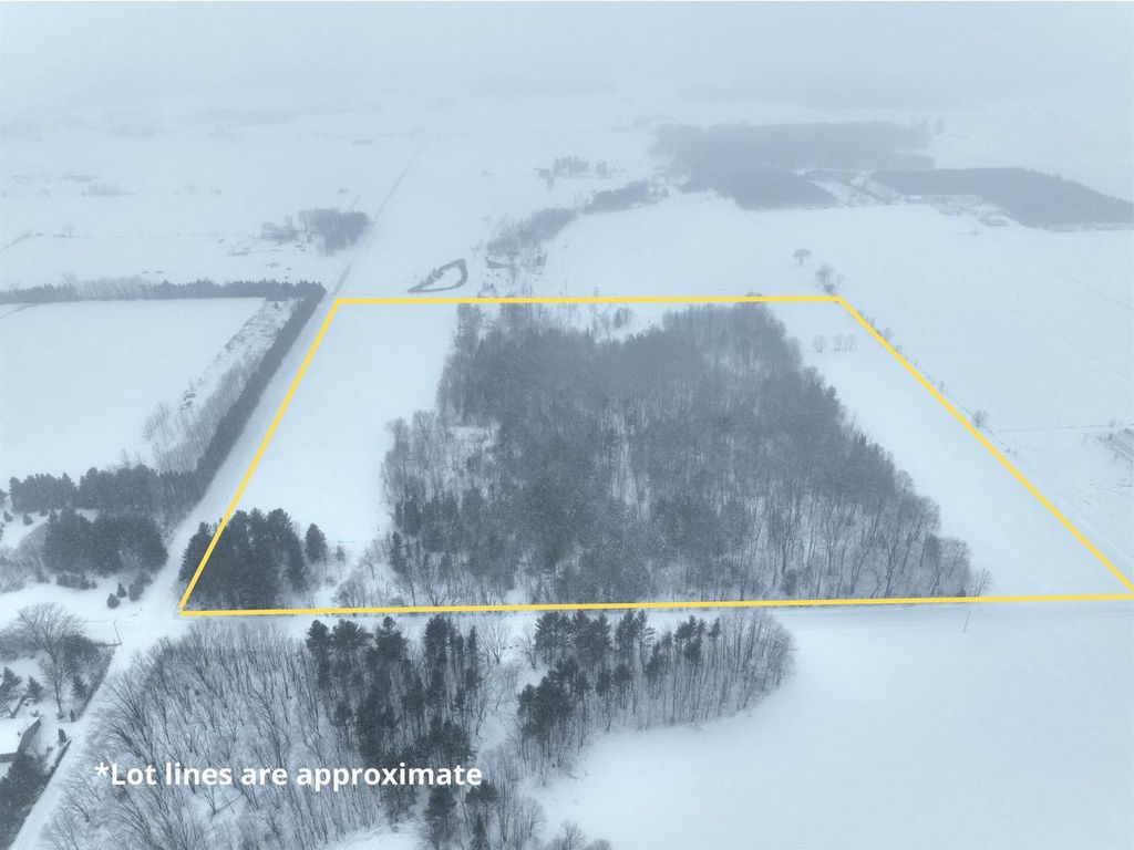 Photo of 39 Acres Alpine ROAD, Marathon, WI 54448 (MLS # 22600249)