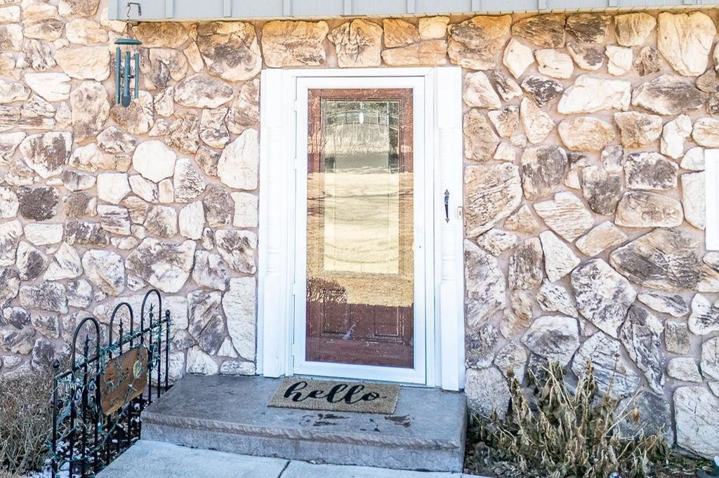 Photo of N3219 County Road D, New London, WI 54961 (MLS # 50322377)