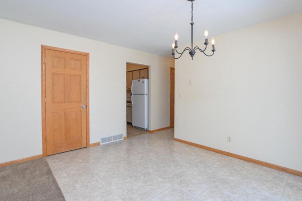 Photo of 2747 W 8th STREET, Appleton, WI 54914 (MLS # 50322827)