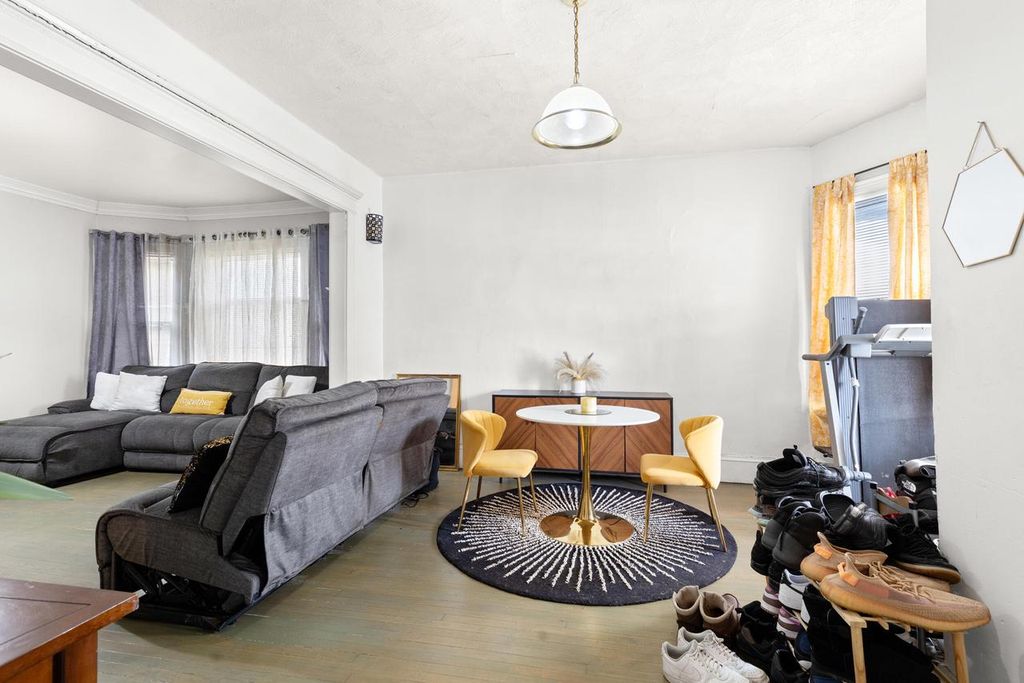 Photo of 3058 N Richards STREET, Milwaukee, WI 53212 (MLS # 1943264)